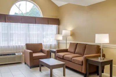 Photo 5 - Quality Inn & Suites Maggie Valley - Cherokee Area