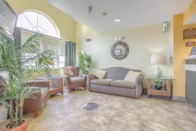 Photo 3 - Microtel Inn & Suites by Wyndham Gulf Shores