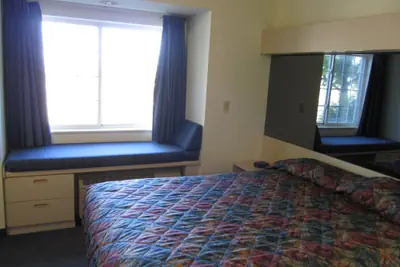 Photo 4 - Americas Best Value Inn & Suites Maryville