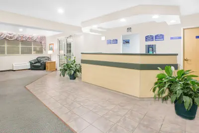 Photo 3 - Microtel Inn by Wyndham Broken Bow