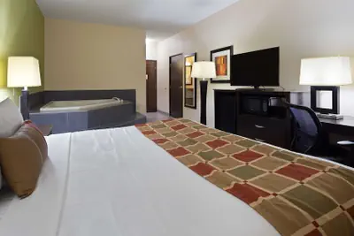 Photo 5 - Best Western Plus Huntersville Inn & Suites Near Lake Norman