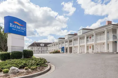 Photo 2 - Baymont by Wyndham Hickory