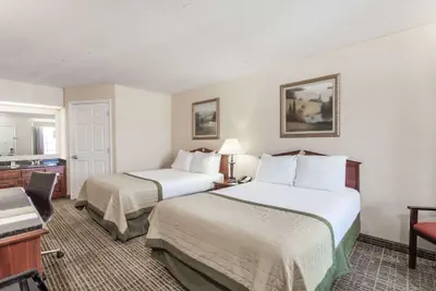 Photo 4 - Baymont by Wyndham Hickory
