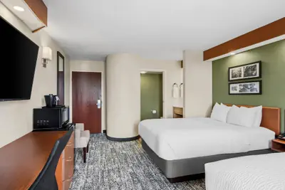 Photo 2 - Sleep Inn & Suites Bay View Acme - Traverse City
