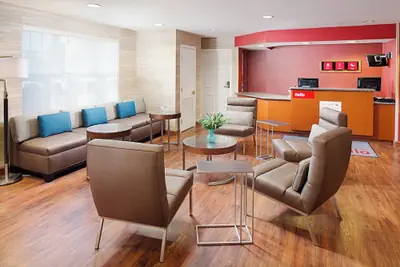 Photo 5 - TownePlace Suites by Marriott Manchester