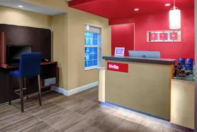 Photo 3 - TownePlace Suites by Marriott Fresno
