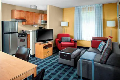 Photo 4 - TownePlace Suites by Marriott Fresno