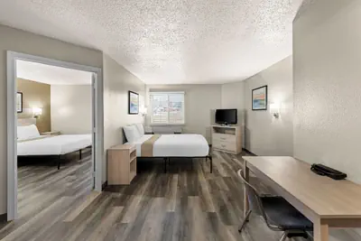 Photo 4 - Birch Hill Suites Columbia