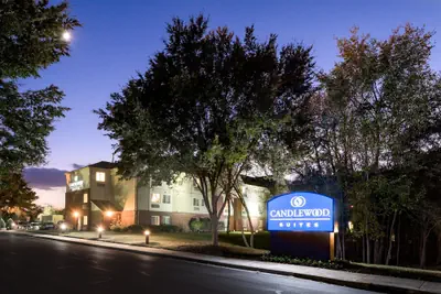 Photo 2 - Candlewood Suites Durham by IHG