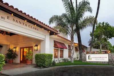 Photo 2 - Clocktower Inn Ventura
