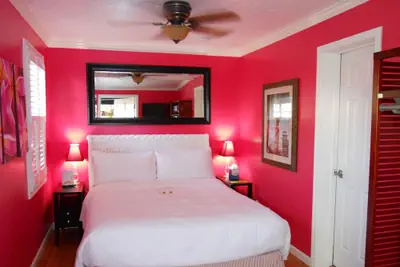 Photo 4 - Duval Inn