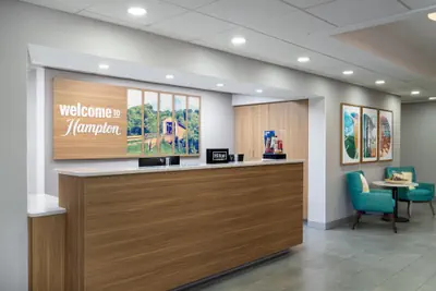 Photo 4 - Hampton Inn Marietta