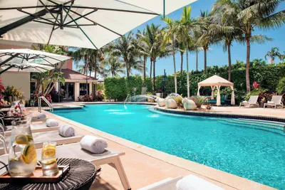 Photo 2 - Renaissance Fort Lauderdale Marina Hotel