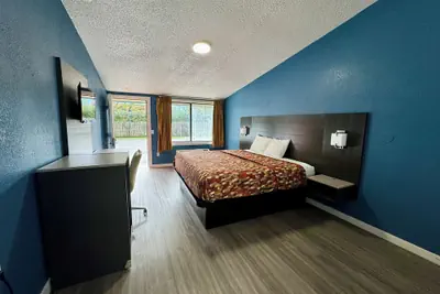 Photo 3 - Knights Inn Greenville, NC