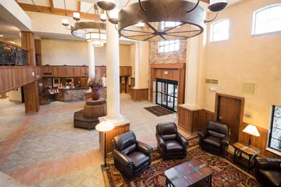 Photo 3 - MCM Elegante Lodge & Suites Ruidoso