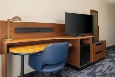 Photo 5 - Fairfield Inn & Suites by Marriott Cincinnati Eastgate