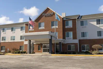 Photo 2 - Fairfield Inn & Suites by Marriott Cincinnati Eastgate