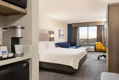 Photo 5 - Holiday Inn Express & Suites East Greenbush (Albany-Skyline) by IHG