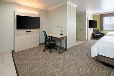 Photo 5 - Holiday Inn Express & Suites Watsonville by IHG