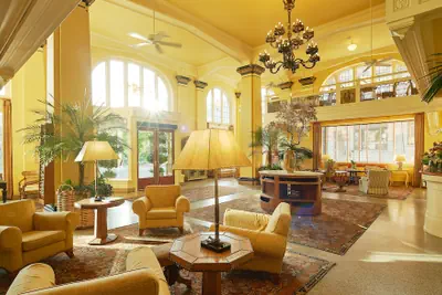 Photo 5 - Ashland Springs Hotel