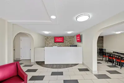 Photo 4 - Red Roof Inn Charlotte - Airport