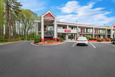 Photo 2 - Red Roof Inn Charlotte - Airport