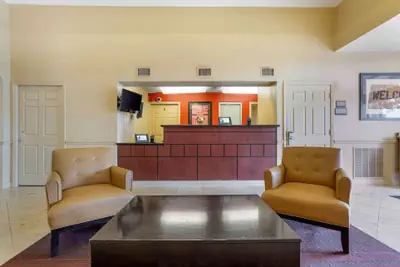 Photo 3 - Extended Stay America Select Suites - Houston - Sugar Land
