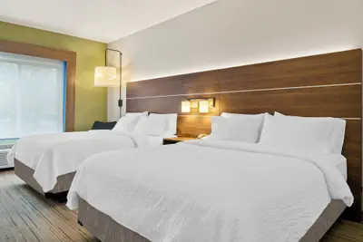 Photo 5 - Holiday Inn Express & Suites Marion by IHG