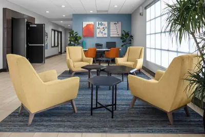 Photo 5 - Holiday Inn Express Hotel & Suites Hermosa Beach by IHG