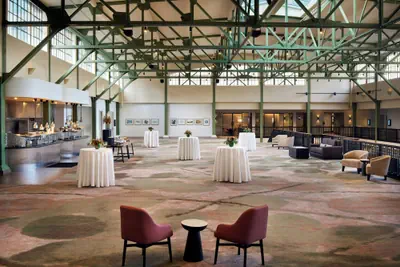 Photo 4 - Sheraton Grand Sacramento Hotel