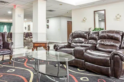 Photo 3 - Econo Lodge Inn & Suites Marietta near Dobbins ARB
