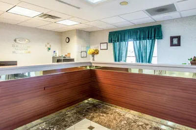 Photo 5 - Econo Lodge Inn & Suites Marietta near Dobbins ARB