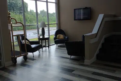 Photo 5 - Motel 6 Dawsonville, GA - North GA Premium Outlets