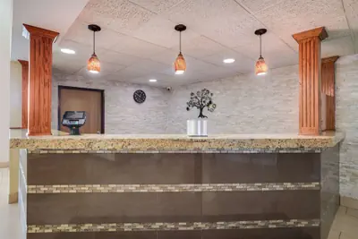 Photo 3 - Best Western Waukesha Grand