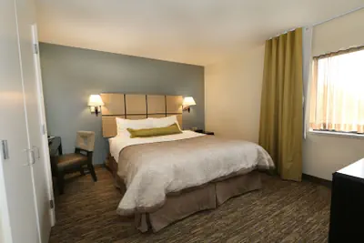 Photo 5 - Candlewood Suites East Lansing by IHG