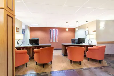 Photo 5 - AmericInn by Wyndham Sheboygan