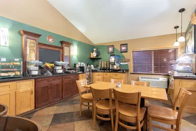 Photo 2 - AmericInn by Wyndham Sheboygan
