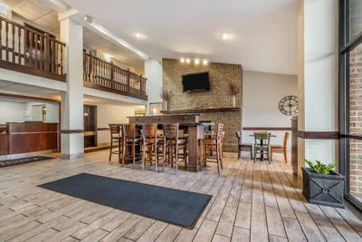 Photo 4 - Baymont by Wyndham Bloomington MSP Airport