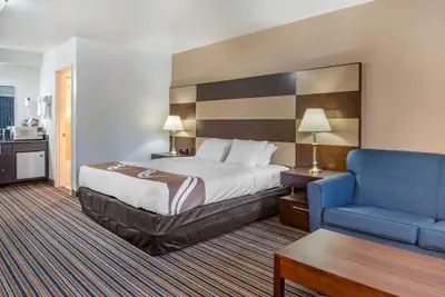 Photo 5 - Quality Inn Central Roseburg