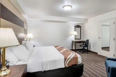 Photo 2 - Quality Inn Central Roseburg