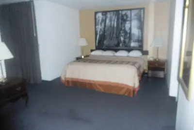 Photo 4 - Super 8 by Wyndham Oroville