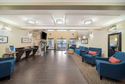Photo 3 - Comfort Suites Red Bluff near I-5
