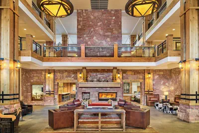 Photo 3 - Grand Summit Hotel - Canyons Village, a RockResort