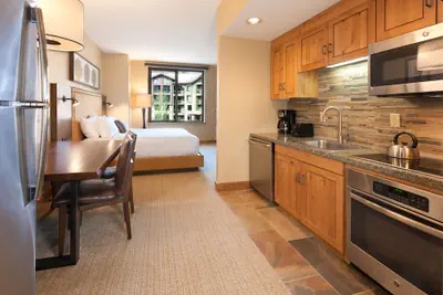 Photo 4 - Grand Summit Hotel - Canyons Village, a RockResort