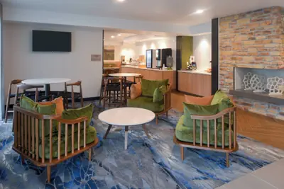 Photo 2 - Fairfield Inn by Marriott Pittsburgh New Stanton