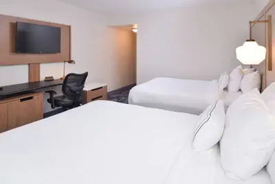 Photo 5 - Fairfield Inn by Marriott Pittsburgh New Stanton