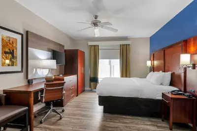 Photo 2 - Comfort Suites St Charles - St Louis