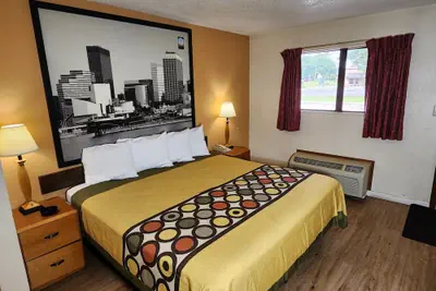Photo 2 - WestSpring Inn