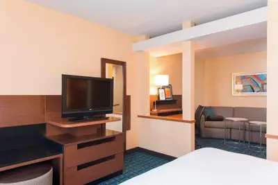 Photo 4 - Fairfield Inn and Suites By Marriott St Charles
