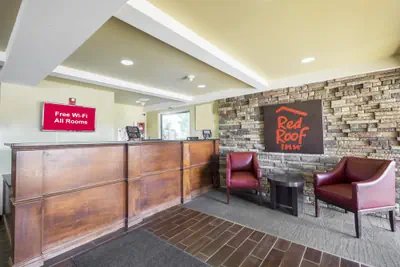 Photo 3 - Red Roof Inn Columbus Northeast - Westerville